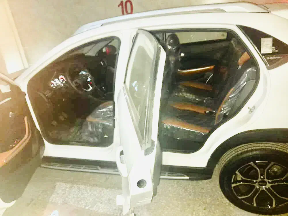 ام وی ام X22 پرو دنده‌ای - 1404