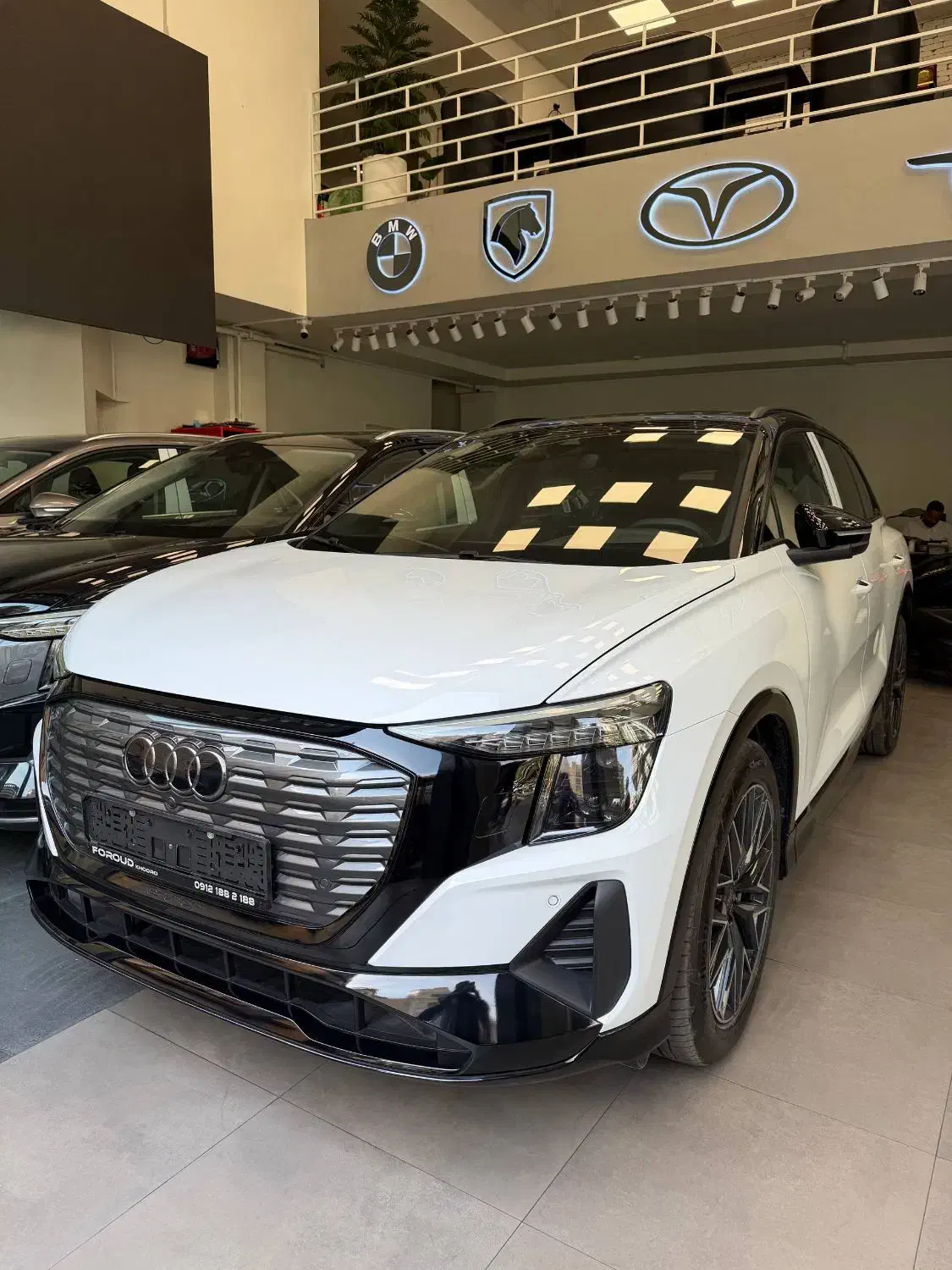 آئودی الکتریکی Q5 ۴۰ - 2023