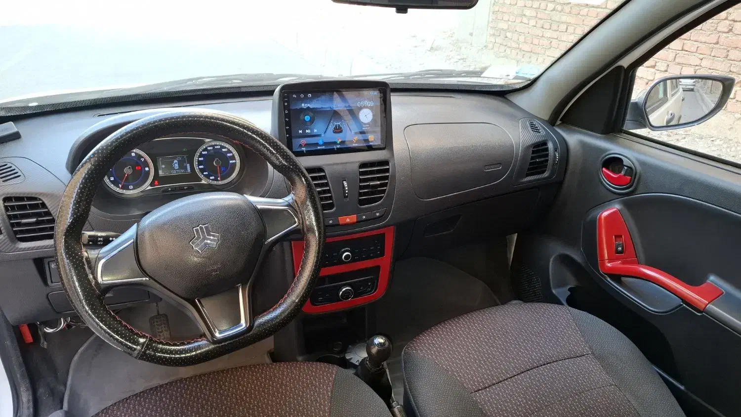 کوییک R دنده‌ای - 1402