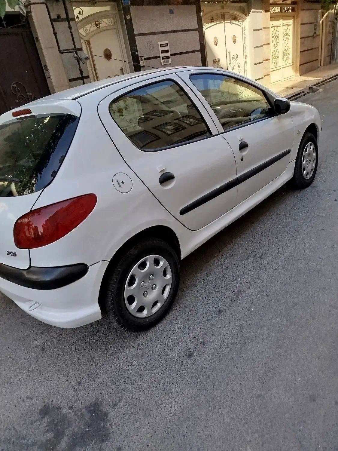 پژو 206 تیپ 2 - 1396
