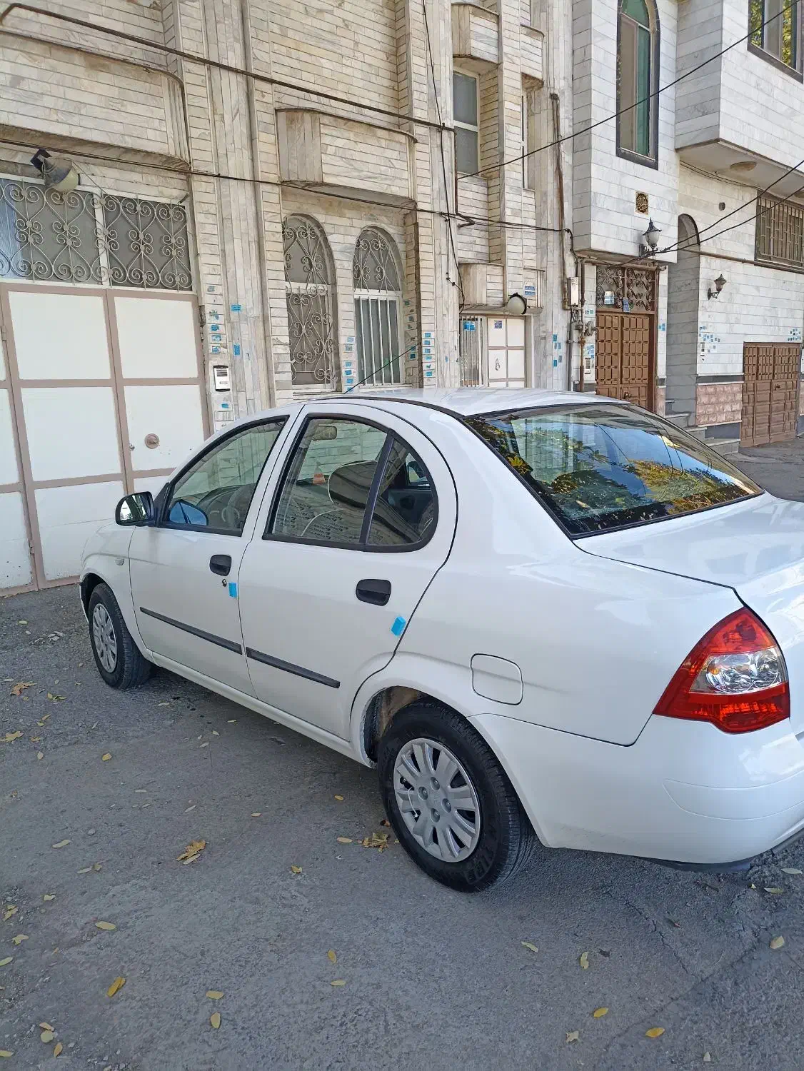 تیبا صندوق دار SX - 1399