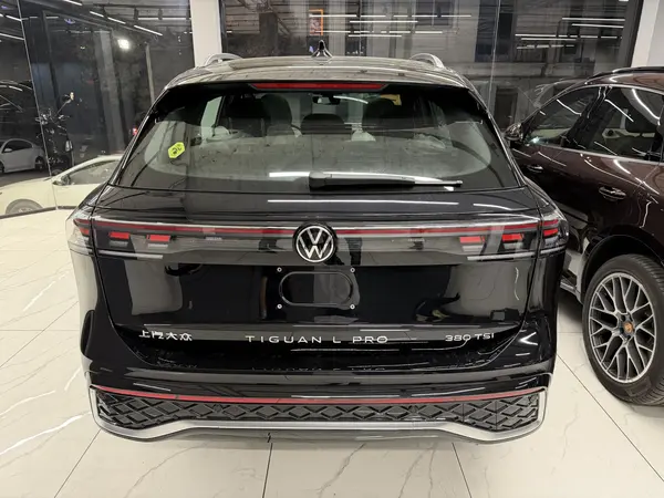 فولکس تیگوان L Pro R-line - 2025