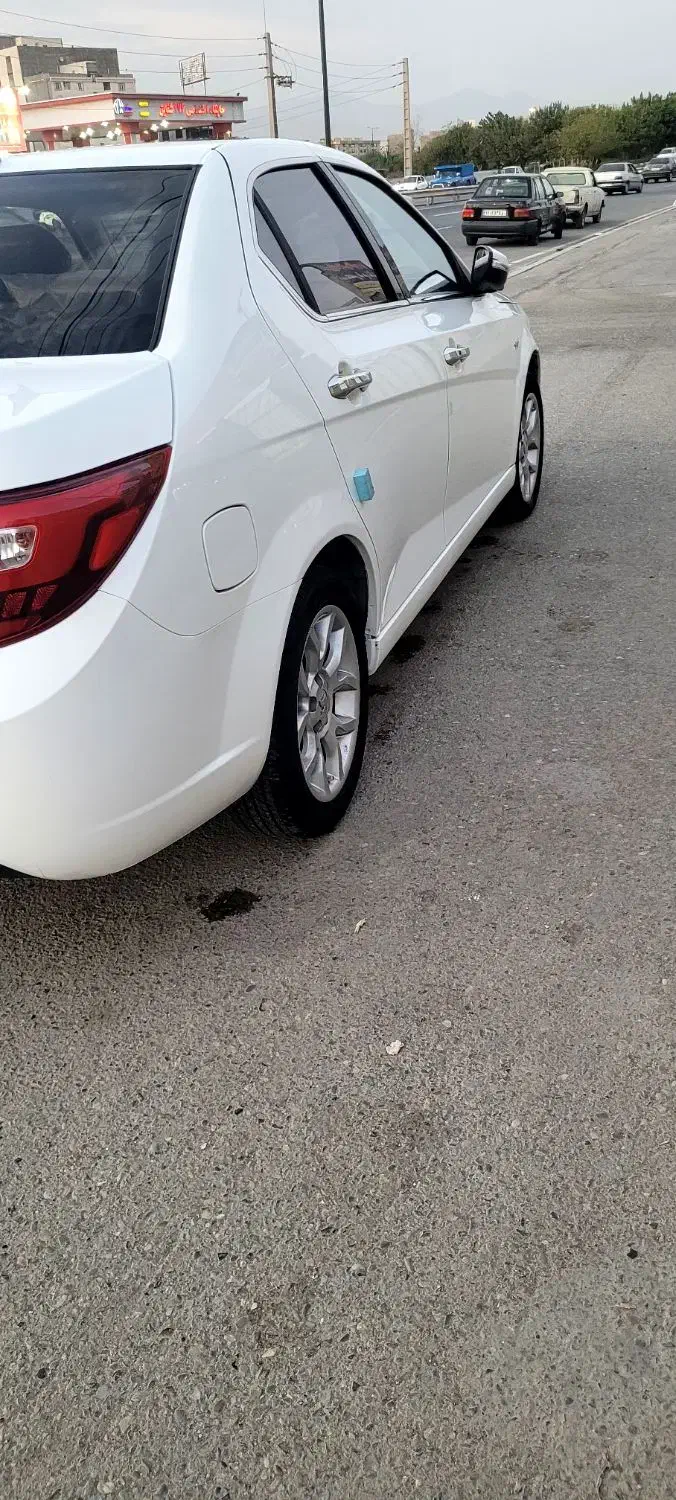 دنا پلاس توربو اتوماتیک - 1403