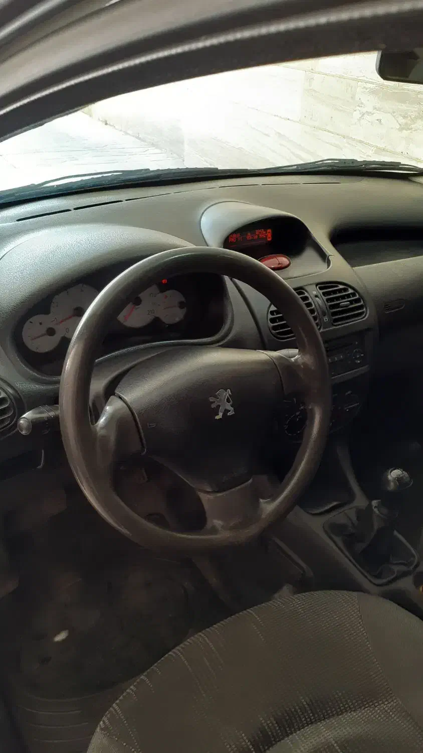 پژو 206 تیپ 3 - 1396