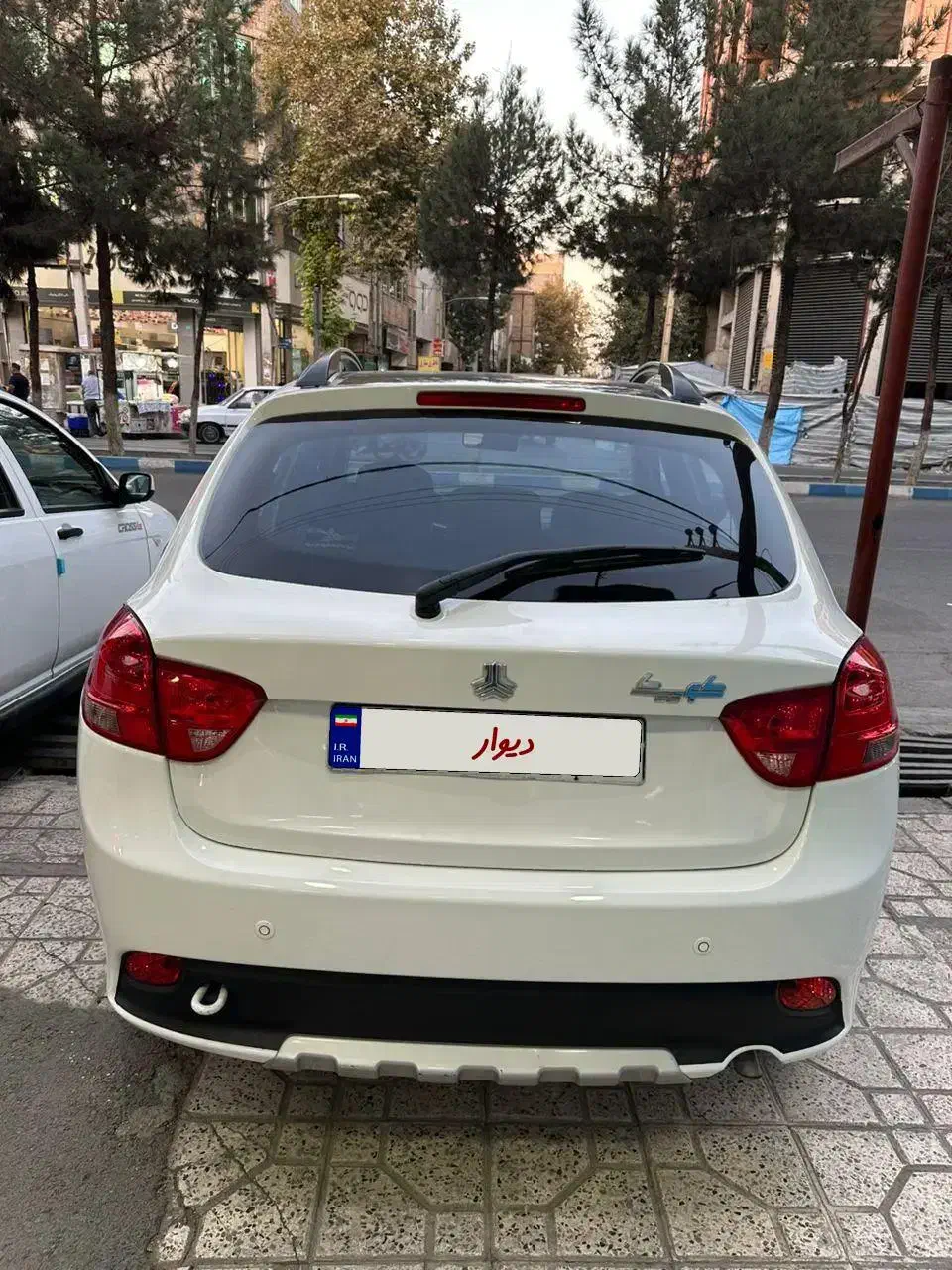 کوییک R دنده‌ای - 1402