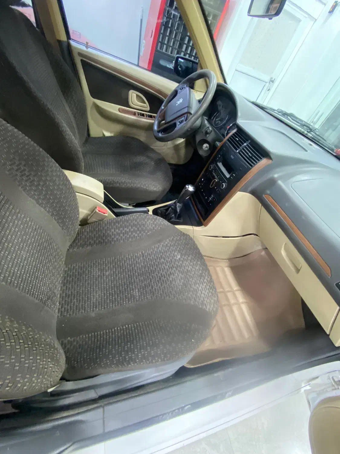 پژو پارس XU7P - 1401