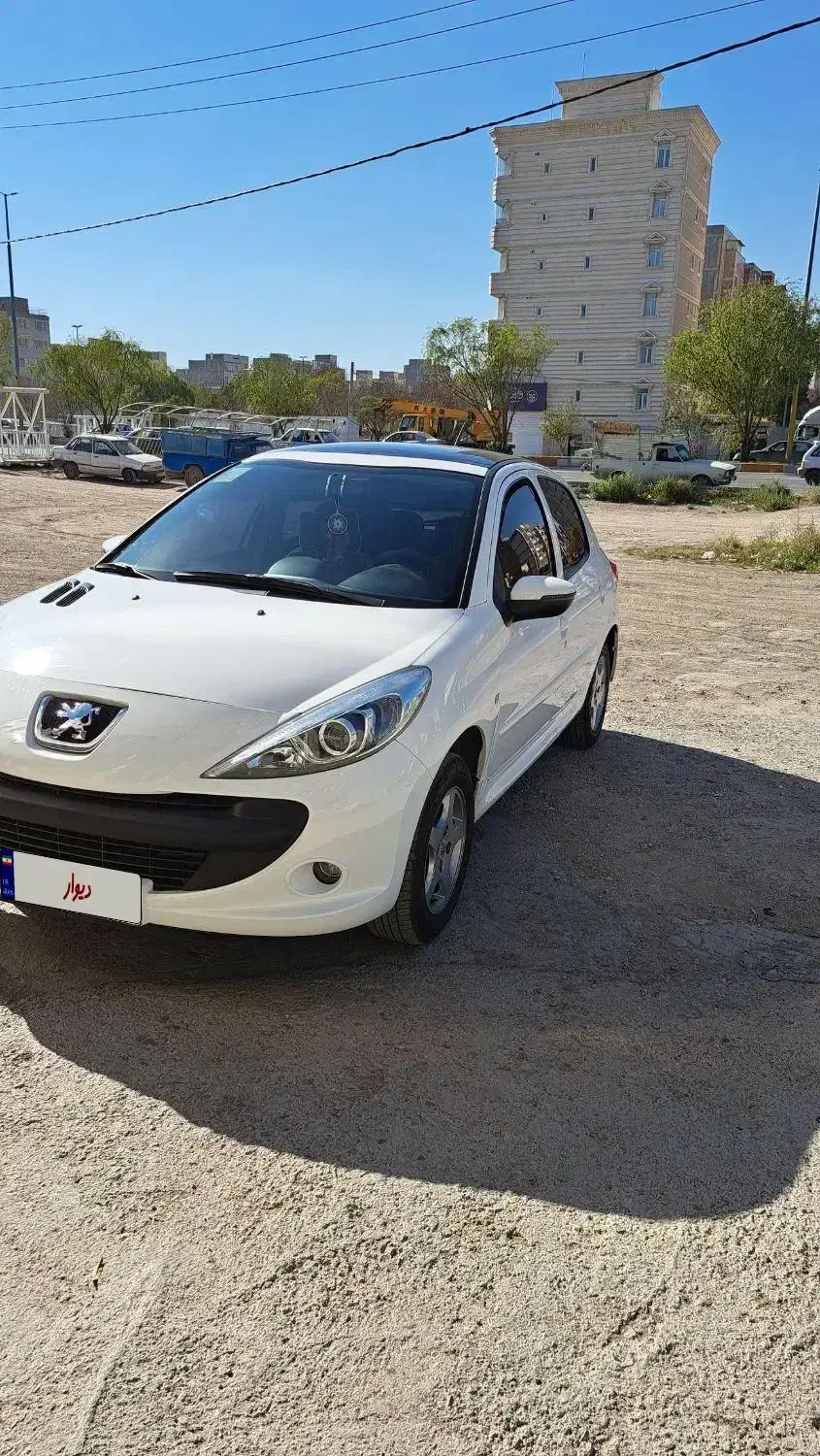 پژو 207 پانوراما دنده‌ای - 1400