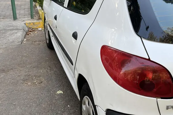 پژو 206 تیپ 5 - 1392