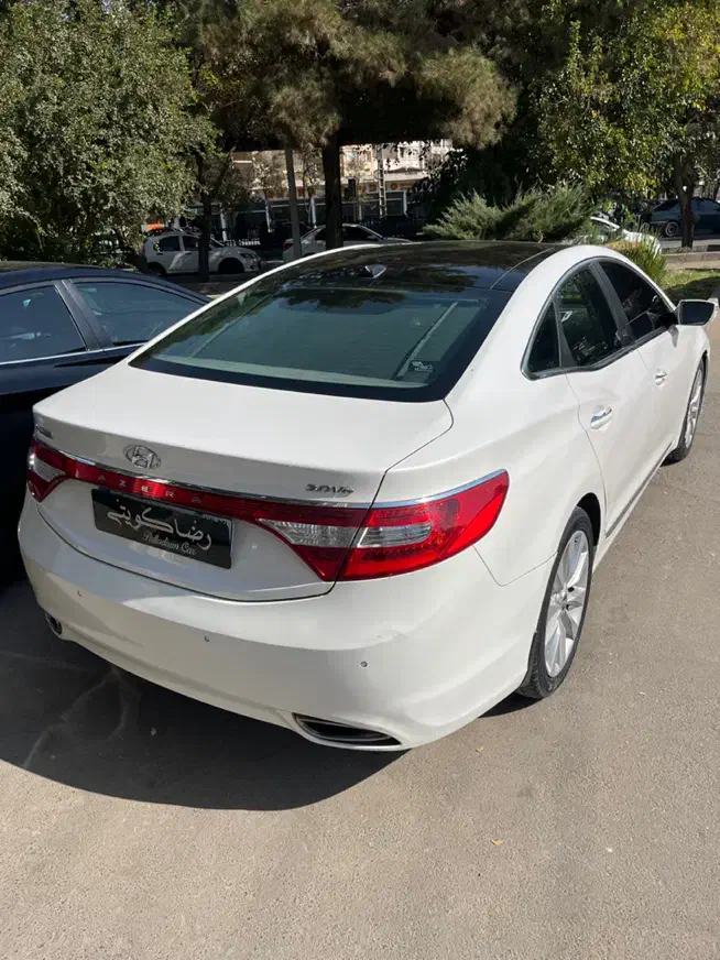 هیوندای آزرا (گرنجور) 3300cc - 2013