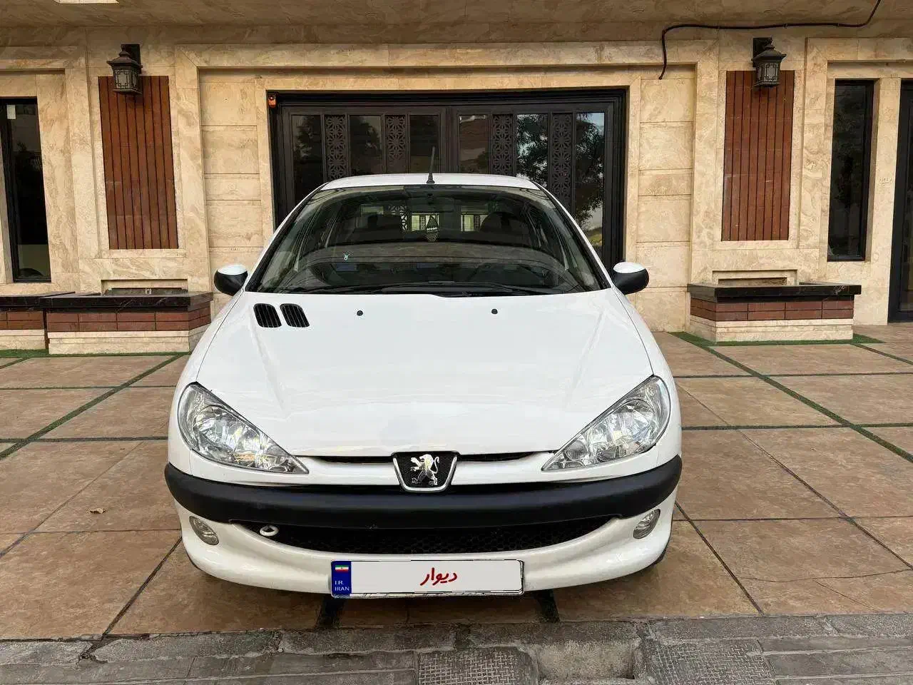 پژو ۲۰۶ صندوق دار v8 - 1394