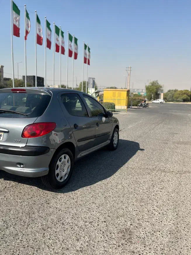 پژو 206 تیپ 5 - 1396