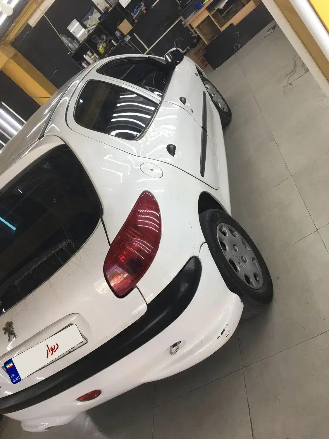 پژو 206 تیپ 5 - 1390