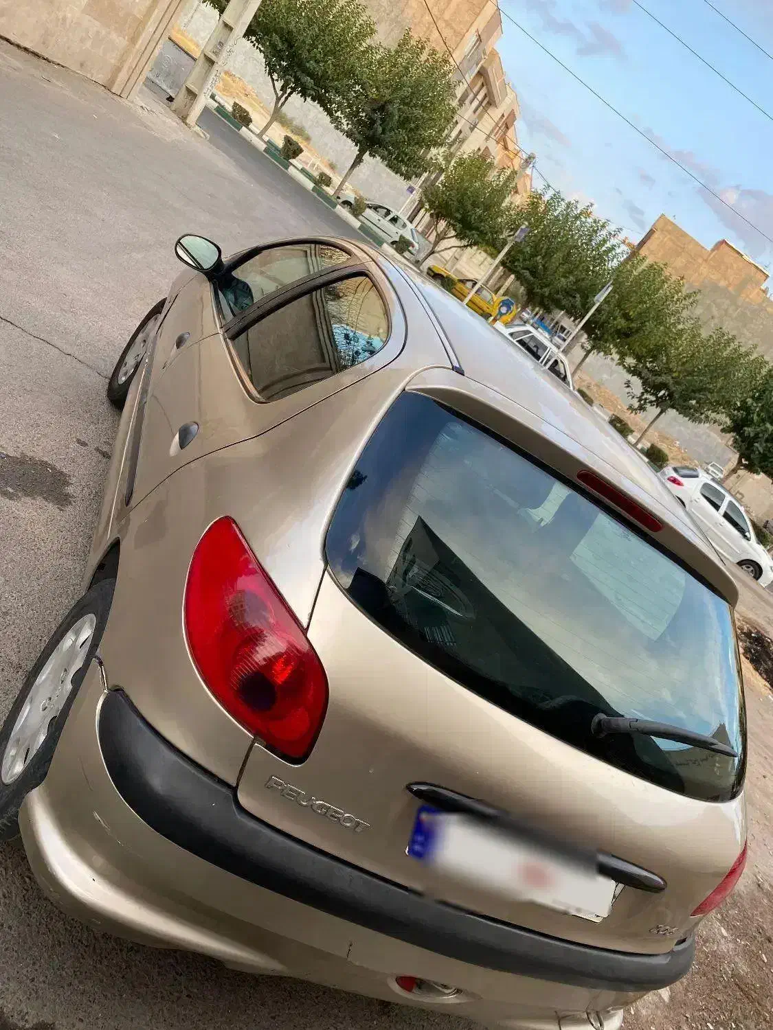 پژو 206 تیپ 2 - 1383