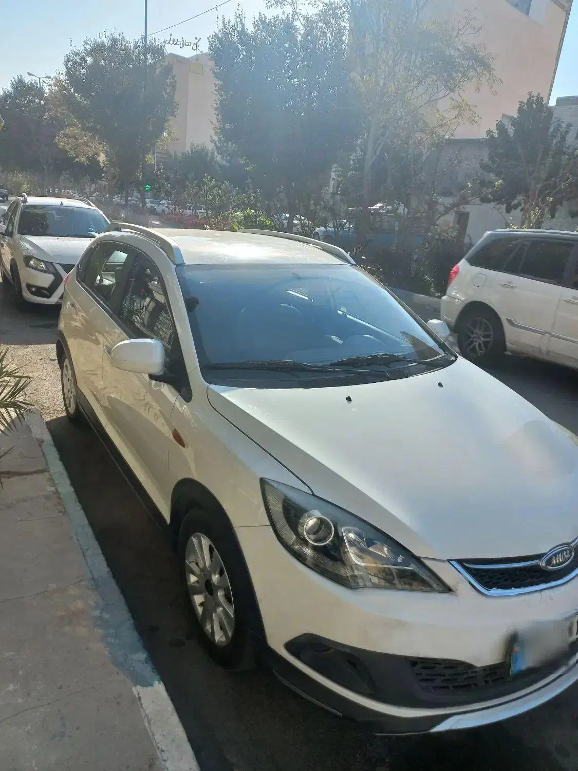 خودرو ام وی ام، 315 هاچ بک آگهی ann_20898448