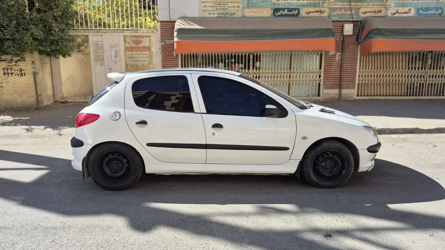 پژو 206 تیپ 5 - 1392