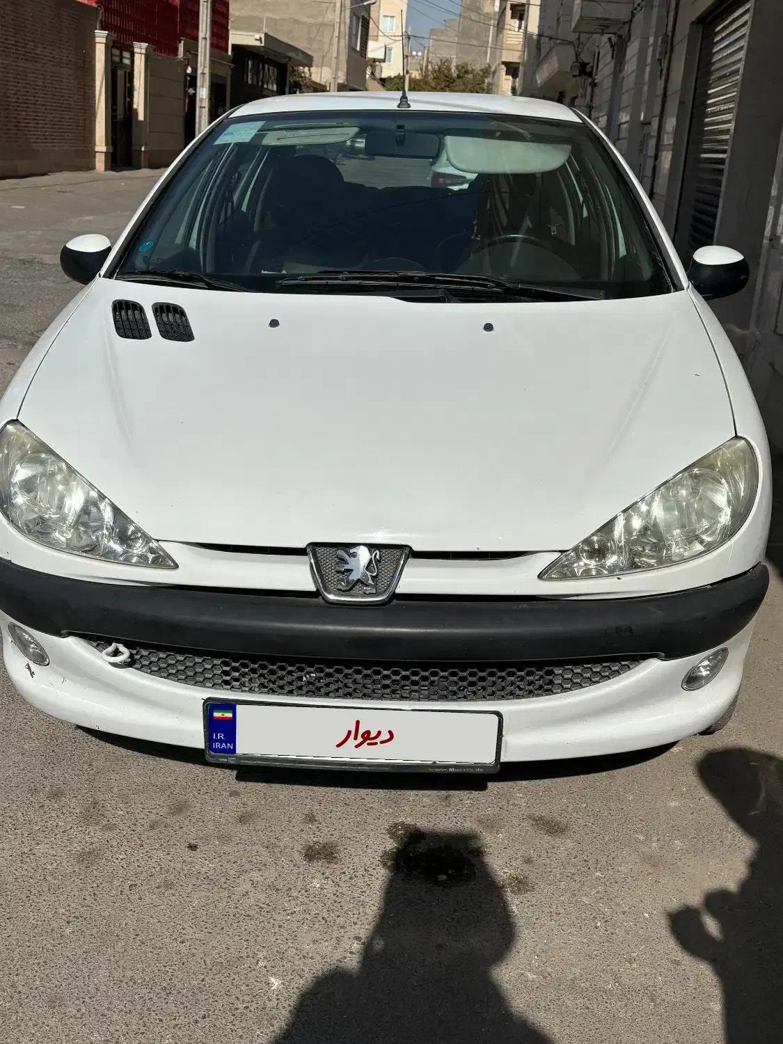 پژو ۲۰۶ صندوق دار v8 - 1395