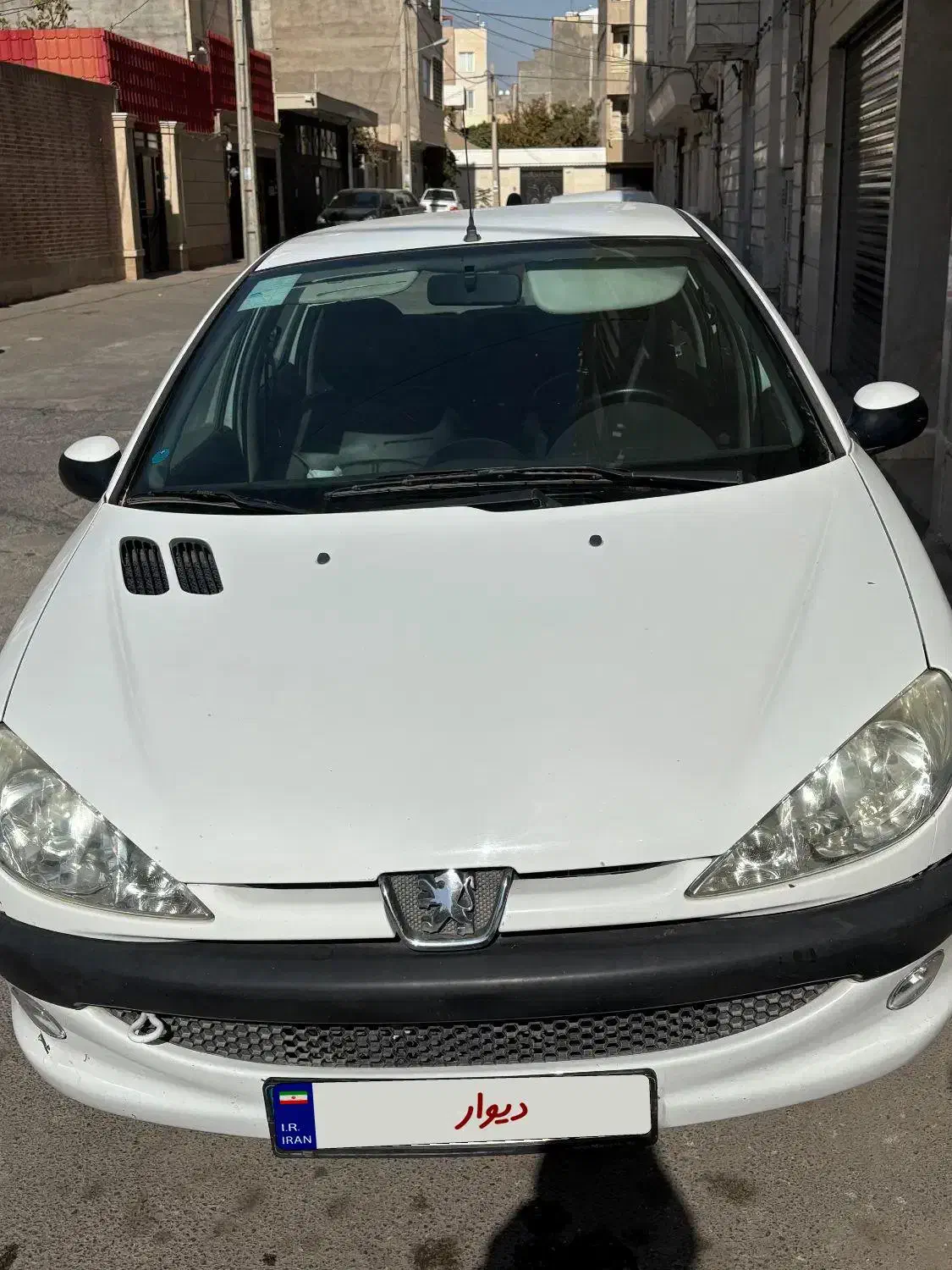 پژو ۲۰۶ صندوق دار v8 - 1395