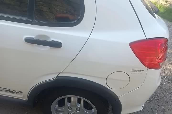 خودرو کوییک، R آگهی ann_20898597