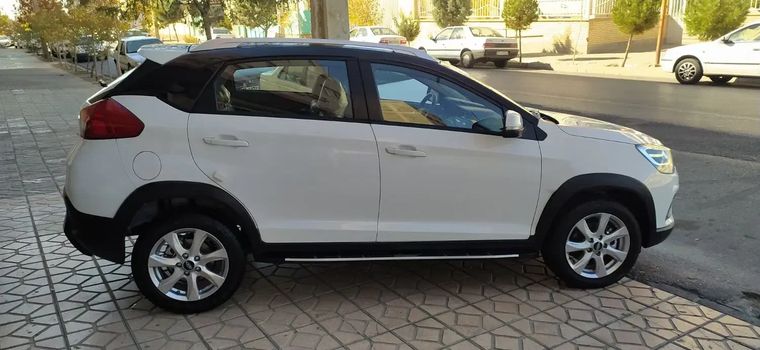 ام وی ام X22 دنده ای اسپرت لاکچری - 1402