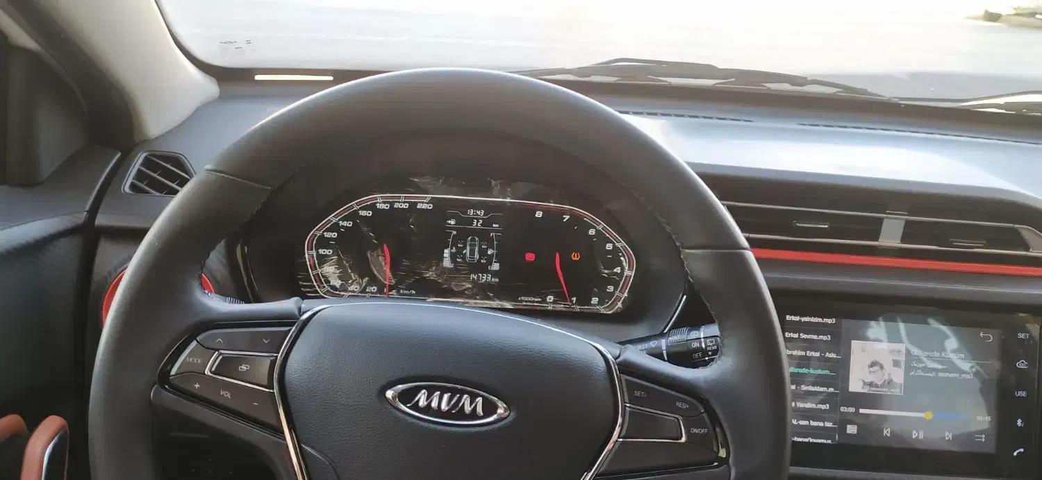 ام وی ام X22 دنده ای اسپرت لاکچری - 1402