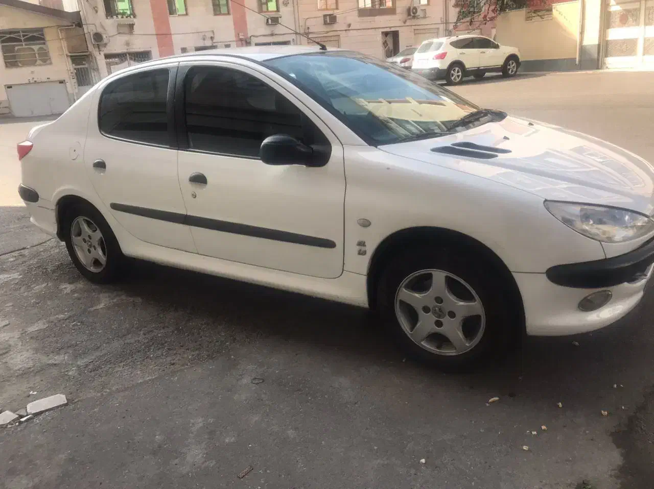 پژو ۲۰۶ صندوق دار v2 - 1389