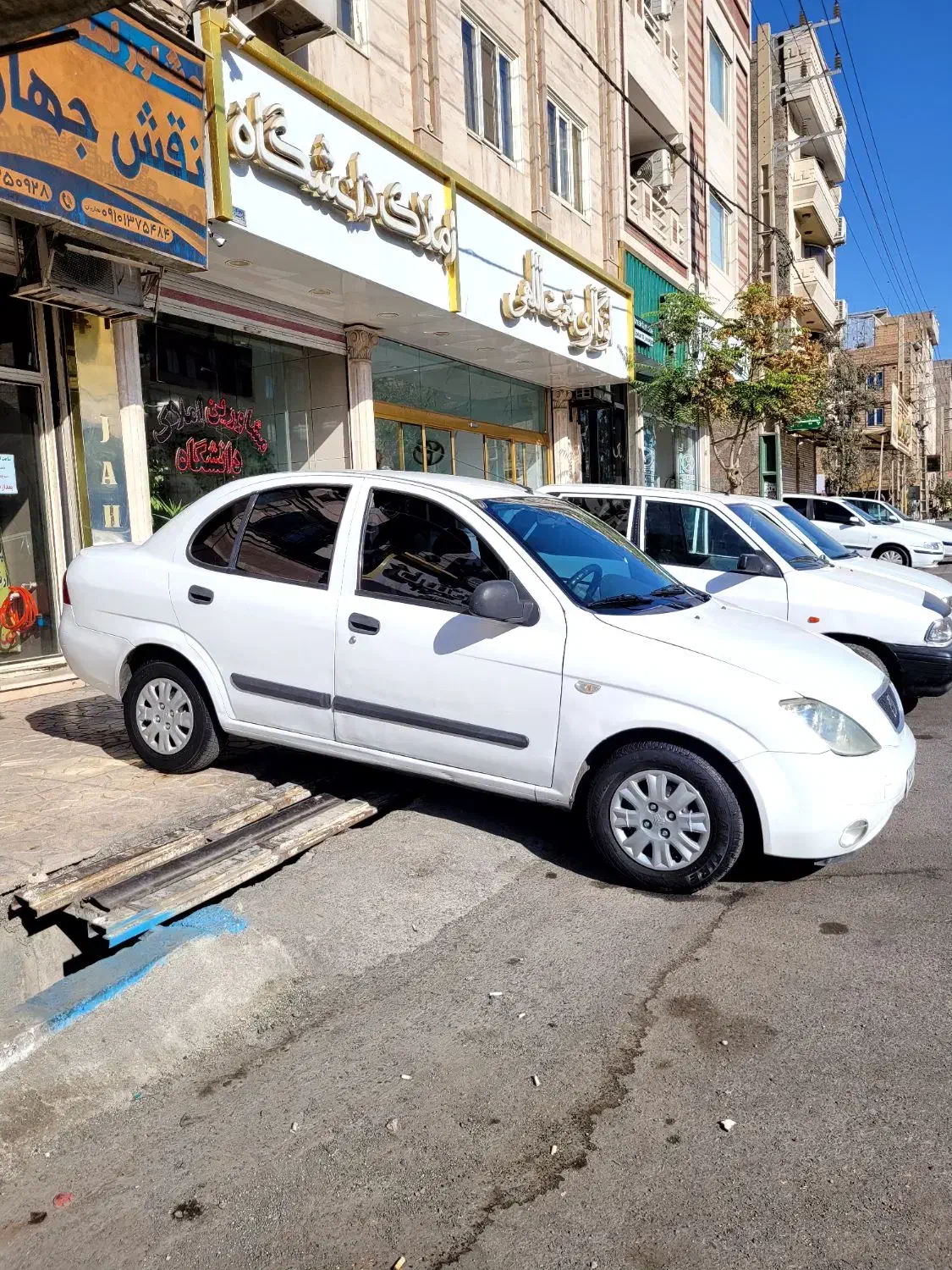 تیبا صندوق دار SX - 1391