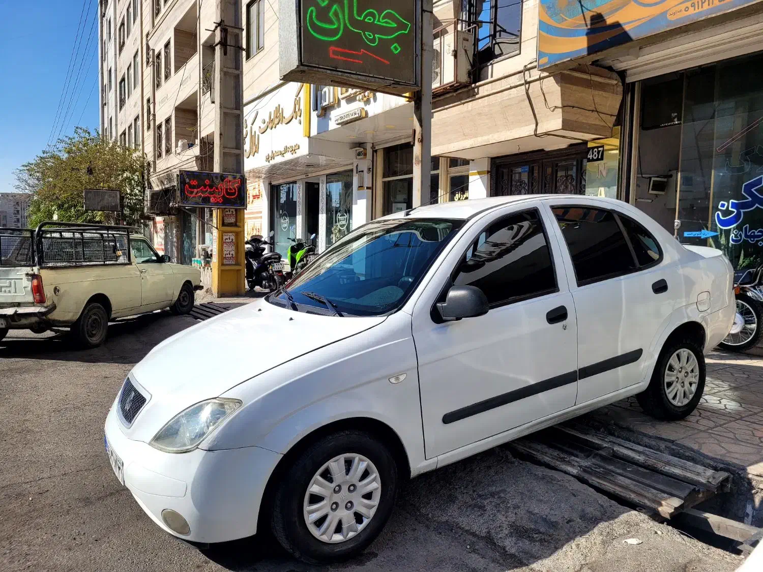 تیبا صندوق دار SX - 1391