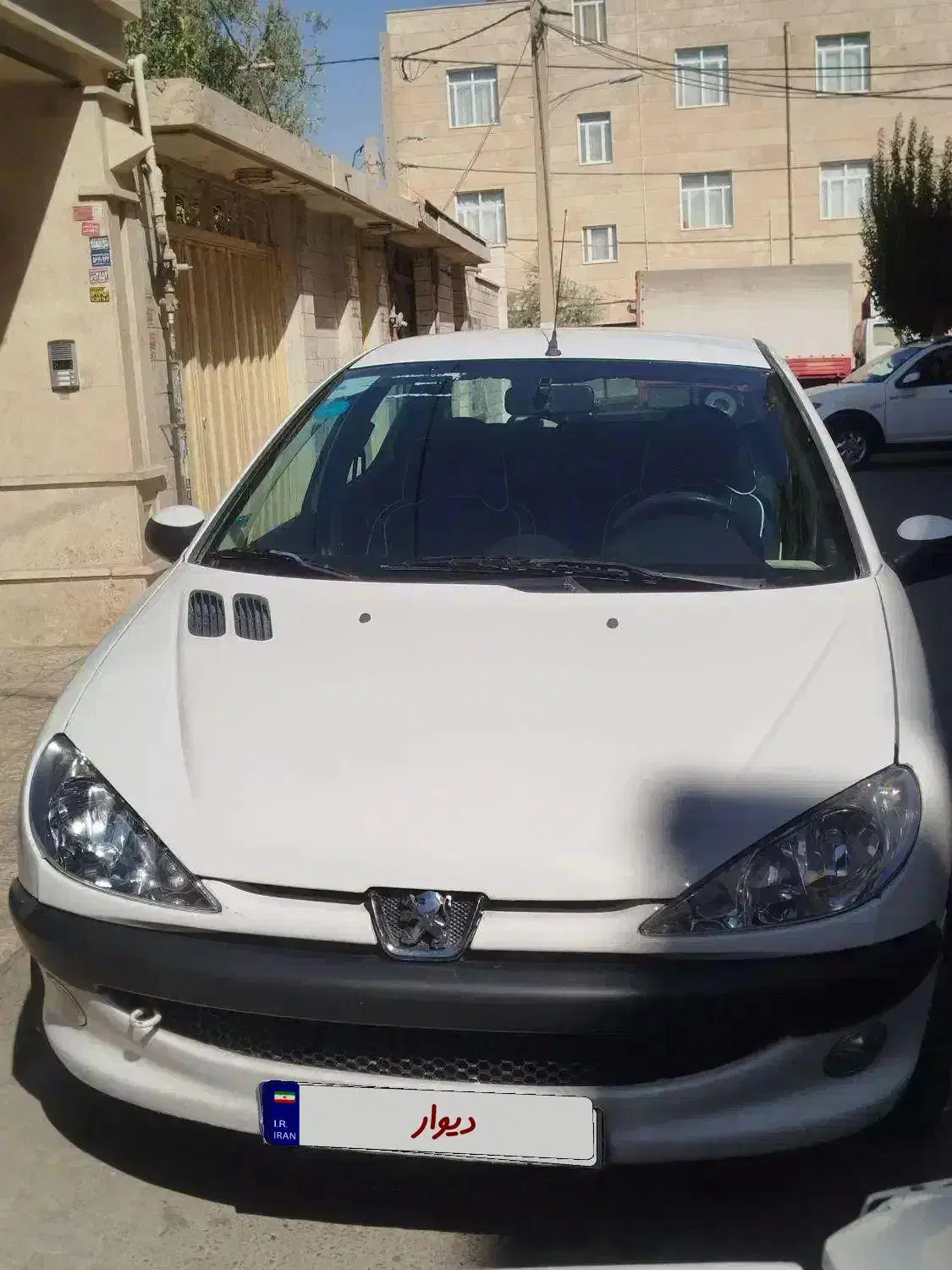 پژو ۲۰۶ صندوق دار v8 - 1393