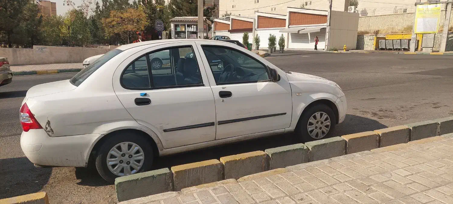 تیبا صندوق دار SX - 1400