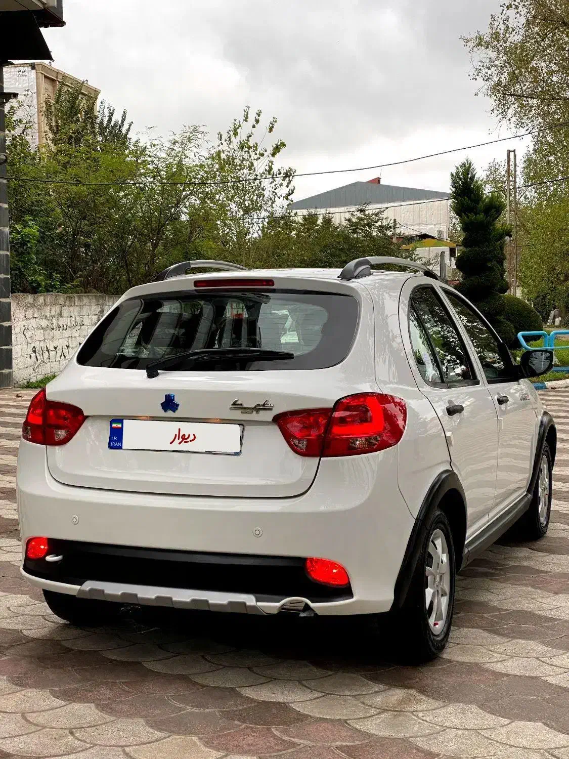 کوییک R دنده‌ای - 1402