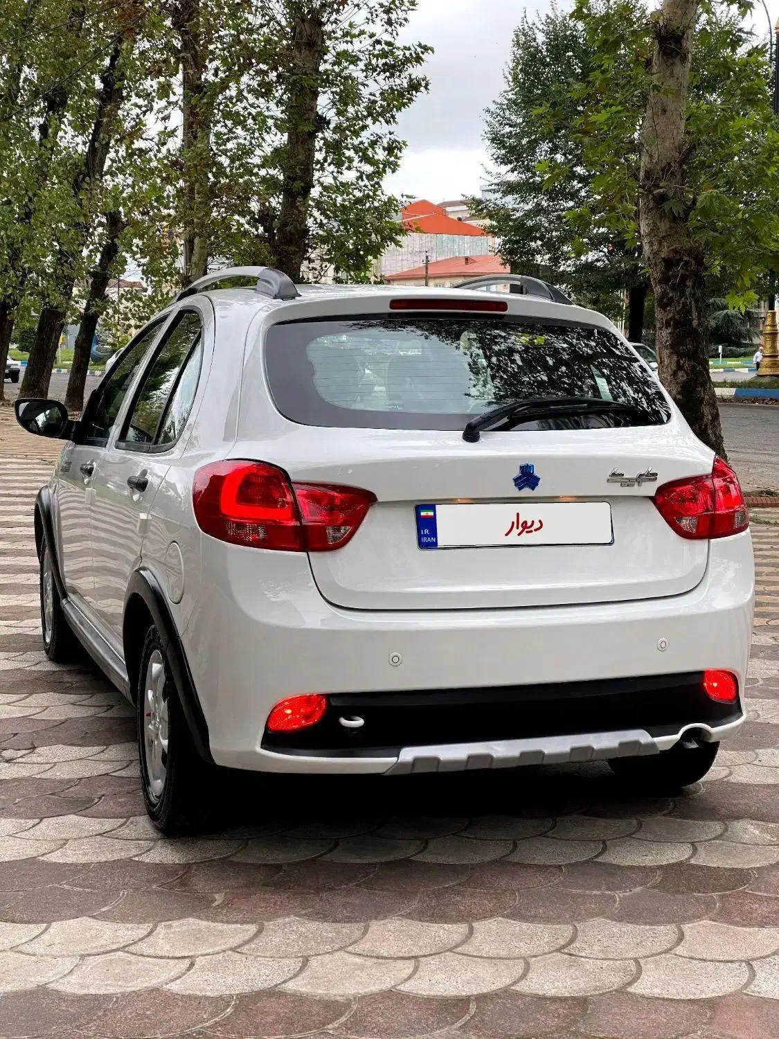 کوییک R دنده‌ای - 1402