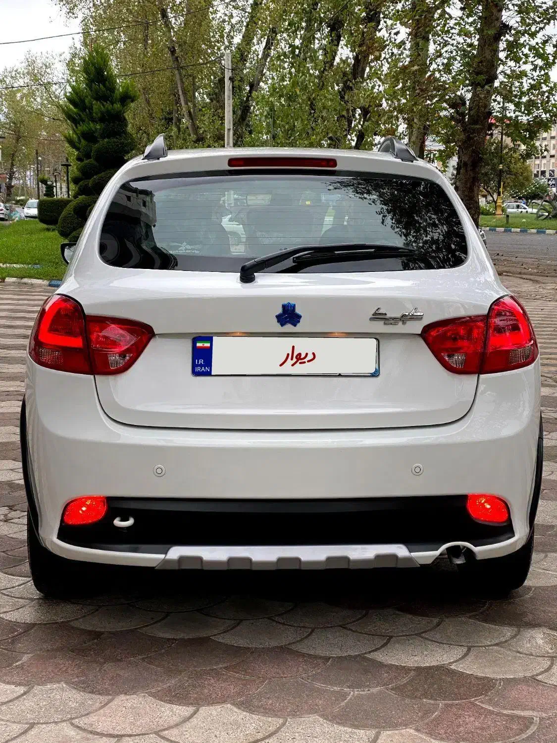 کوییک R دنده‌ای - 1402