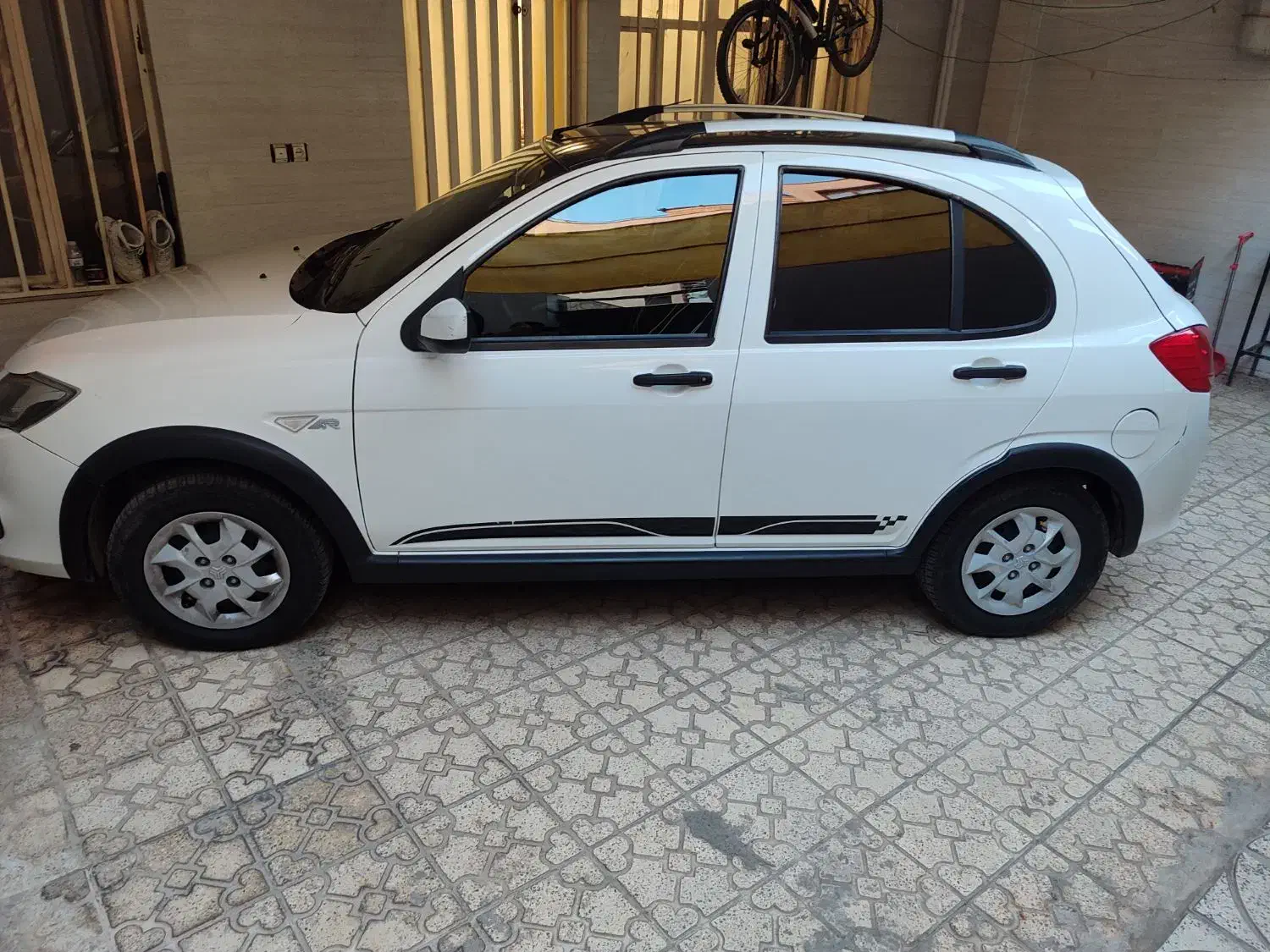 خودرو کوییک، R آگهی ann_20898886