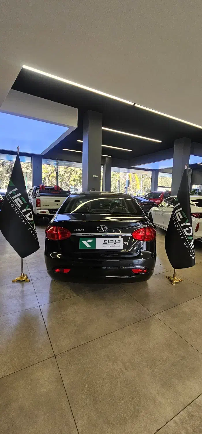 جک J4 اتوماتیک آپشنال - 1404