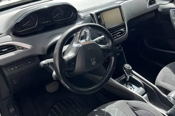 پژو 2008 اتوماتیک - 1397