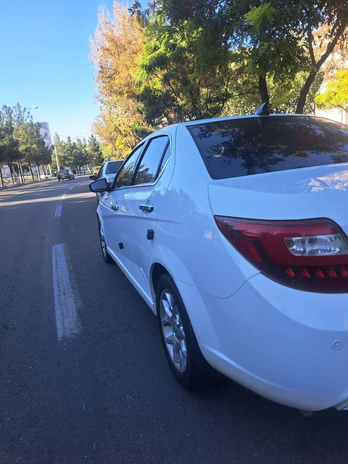 دنا پلاس توربو اتوماتیک - 1401