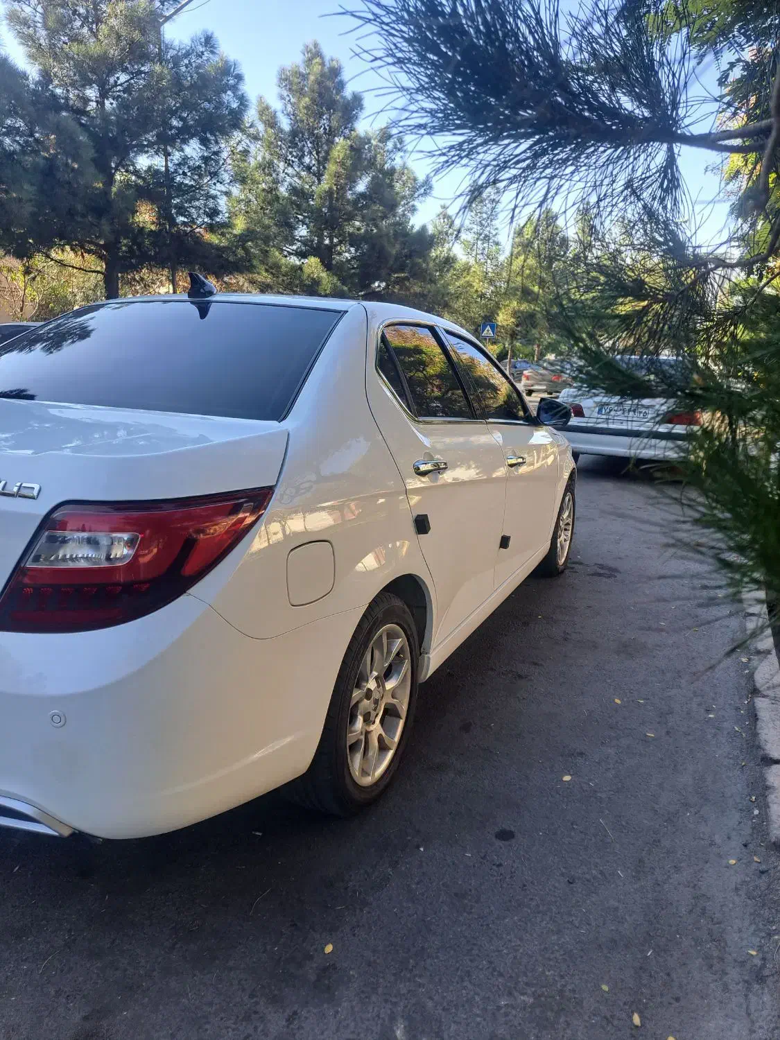 دنا پلاس توربو اتوماتیک - 1401