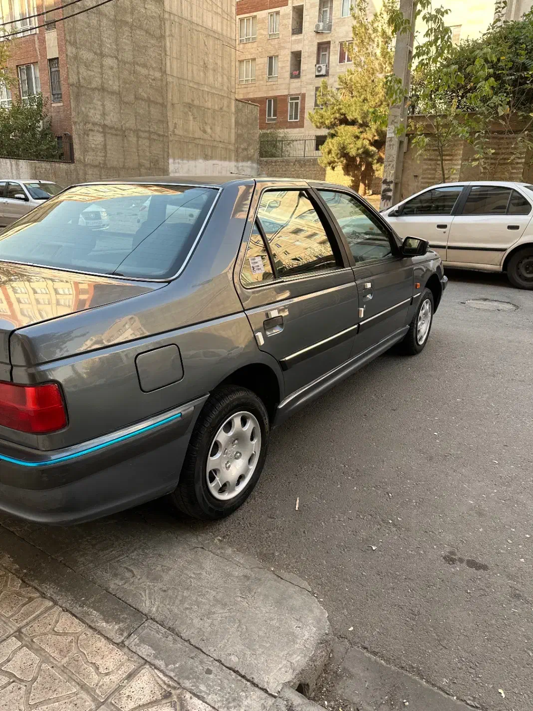 پژو پارس سال - 1392