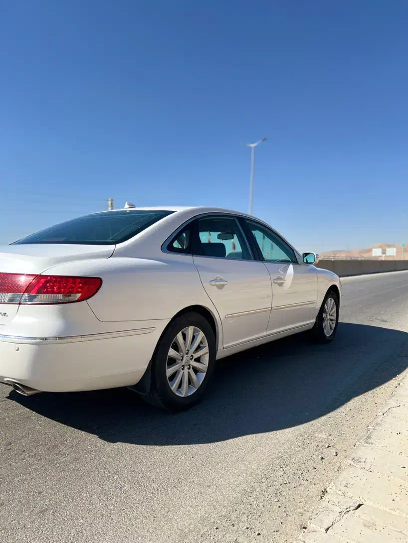 هیوندای آزرا (گرنجور) 3300cc - 2010