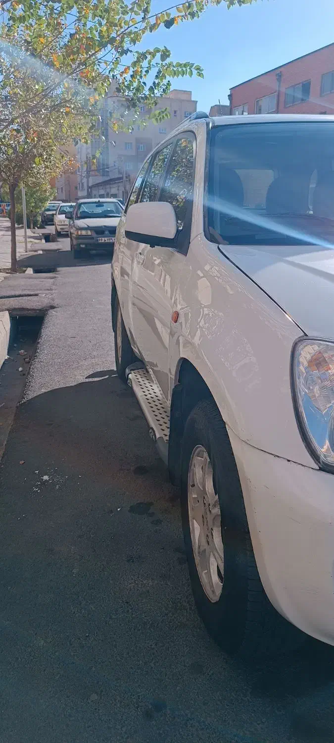 ام وی ام X33 دنده‌ای ساده - 1392