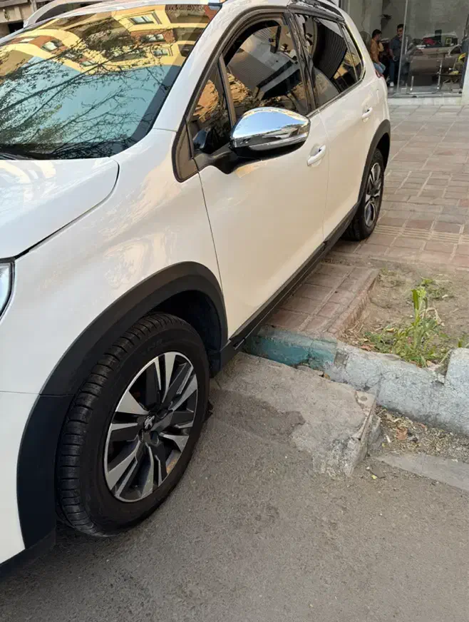 پژو 2008 اتوماتیک - 1397