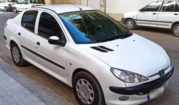 پژو ۲۰۶ صندوق دار v8 - 1396