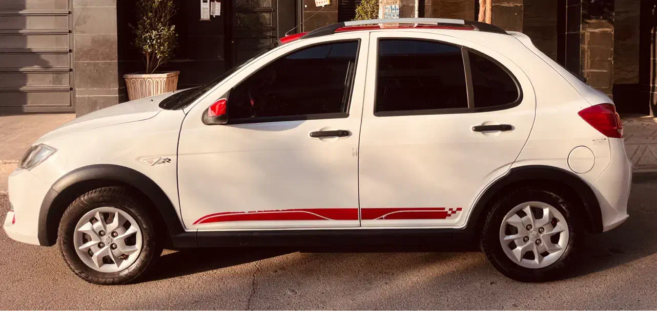 کوییک R دنده‌ای - 1402