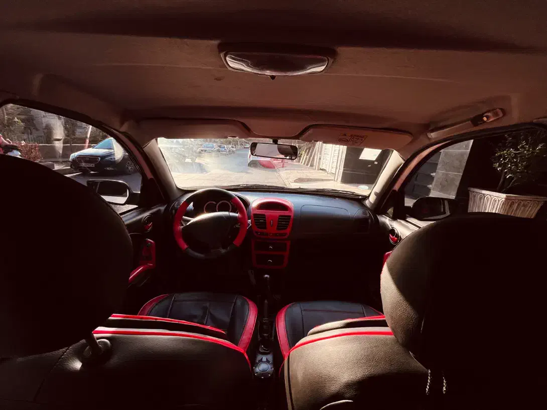 کوییک R دنده‌ای - 1402