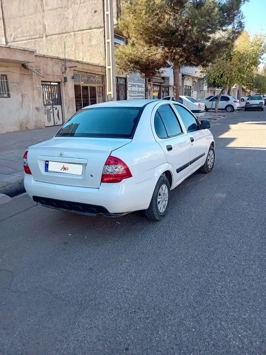 تیبا صندوق دار SX - 1393