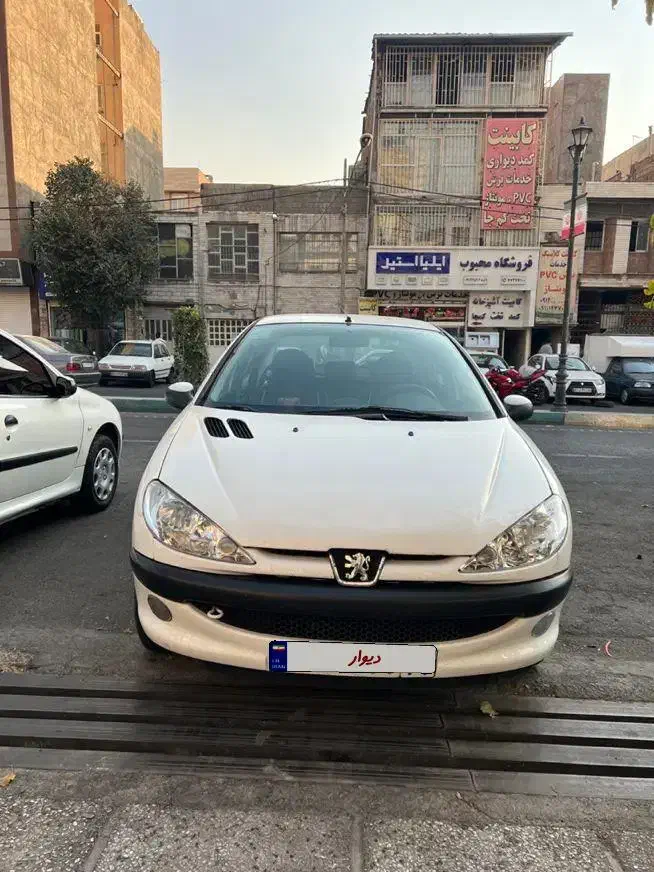 خودرو پژو، ۲۰۶ صندوق دار آگهی ann_20899858