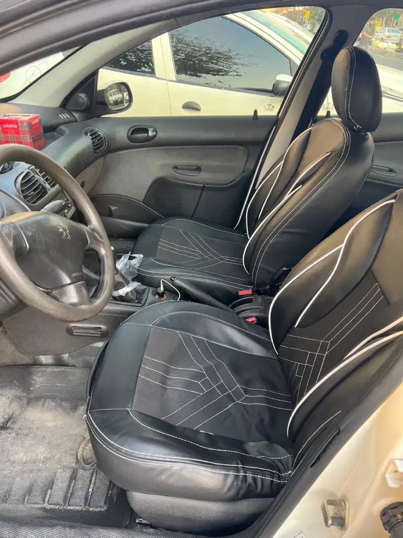 پژو ۲۰۶ صندوق دار v8 - 1394