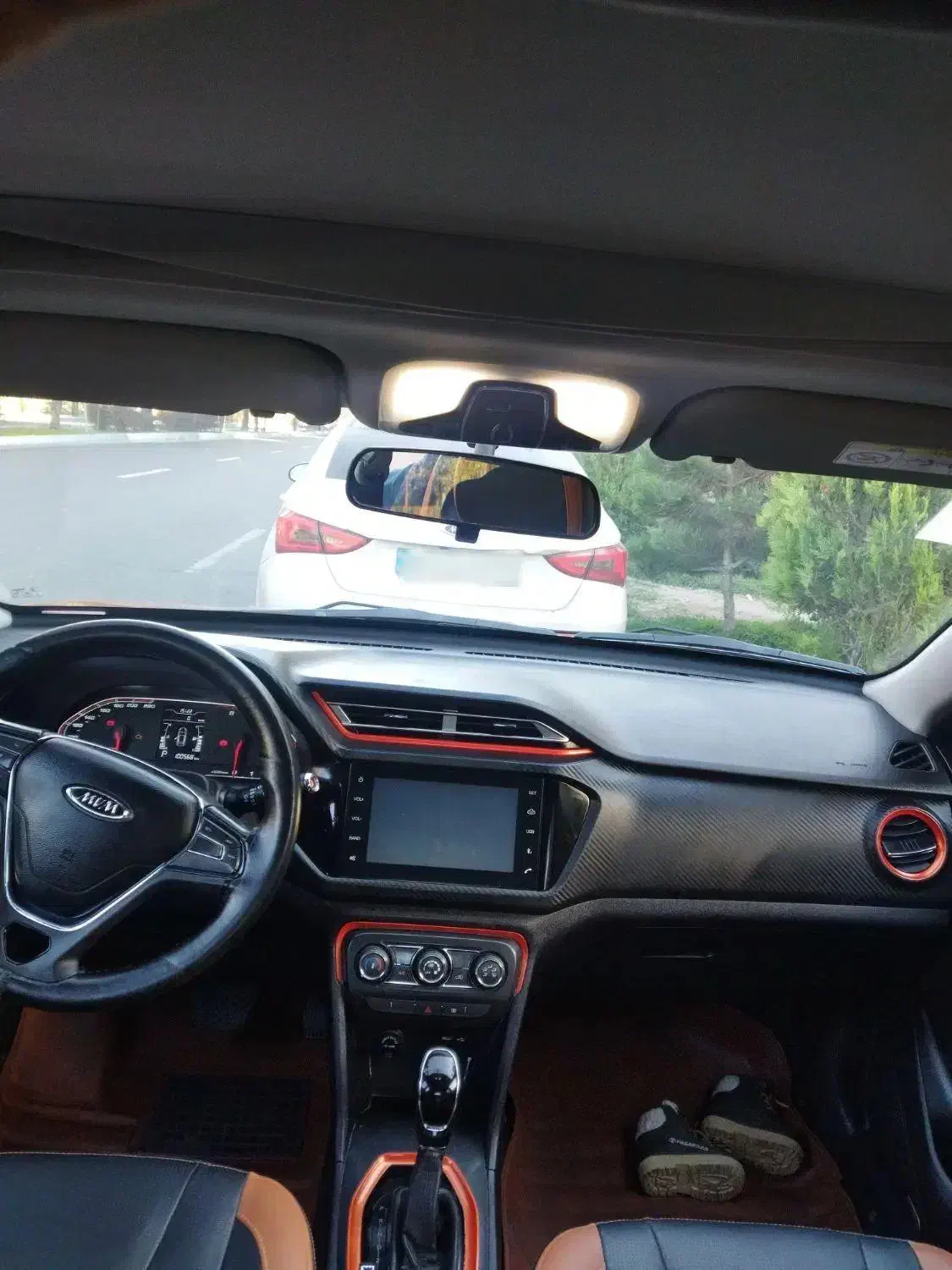 ام وی ام X22 اتوماتیک اسپرت لاکچری - 1396