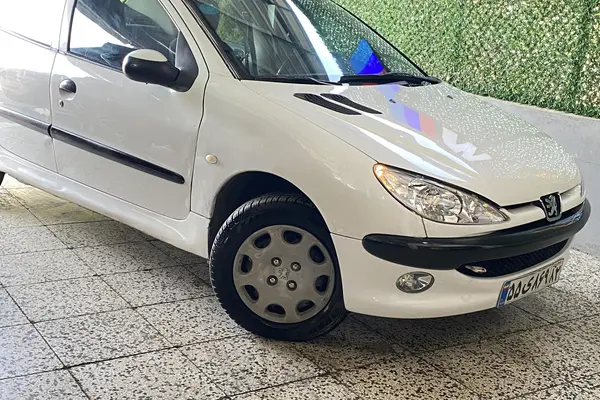 پژو ۲۰۶ صندوق دار v8 - 1389