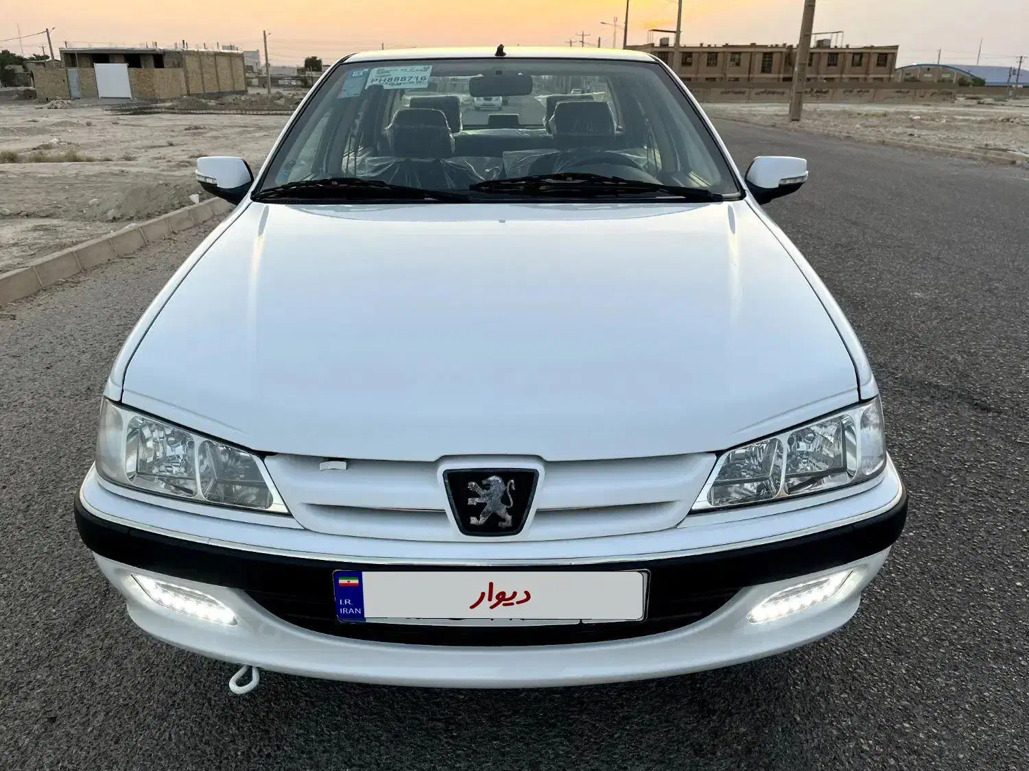 پژو پارس XU7P - 1402